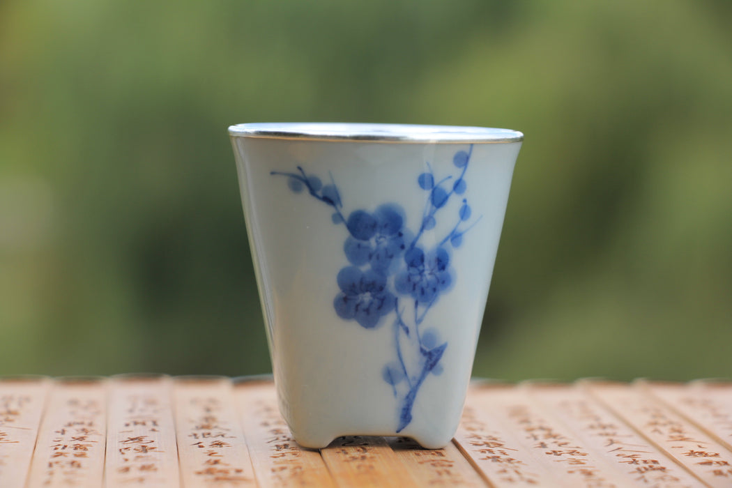 "Bouquet" Jingdezhen and Pure Silver Cup Set