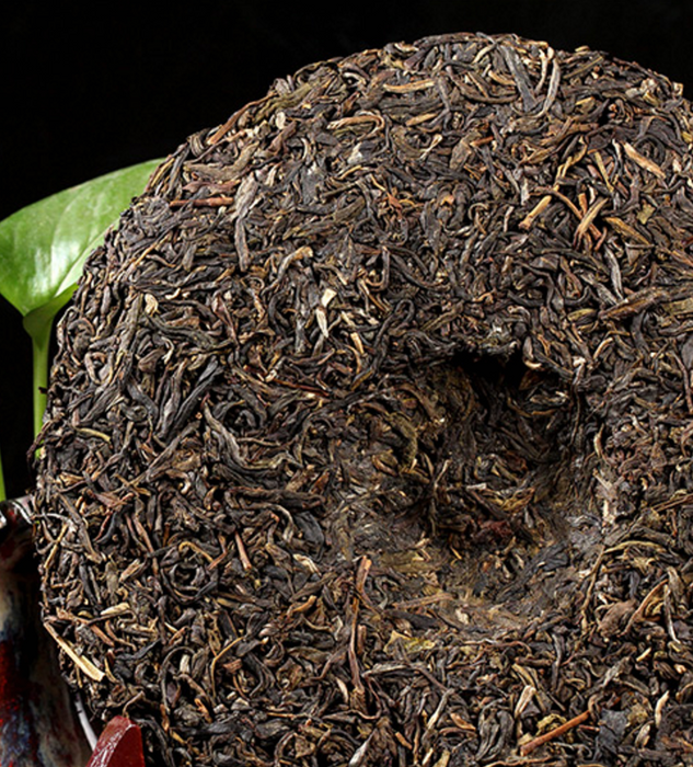 2015 Menghai "Chu Xin" Raw Pu-erh Tea Cake