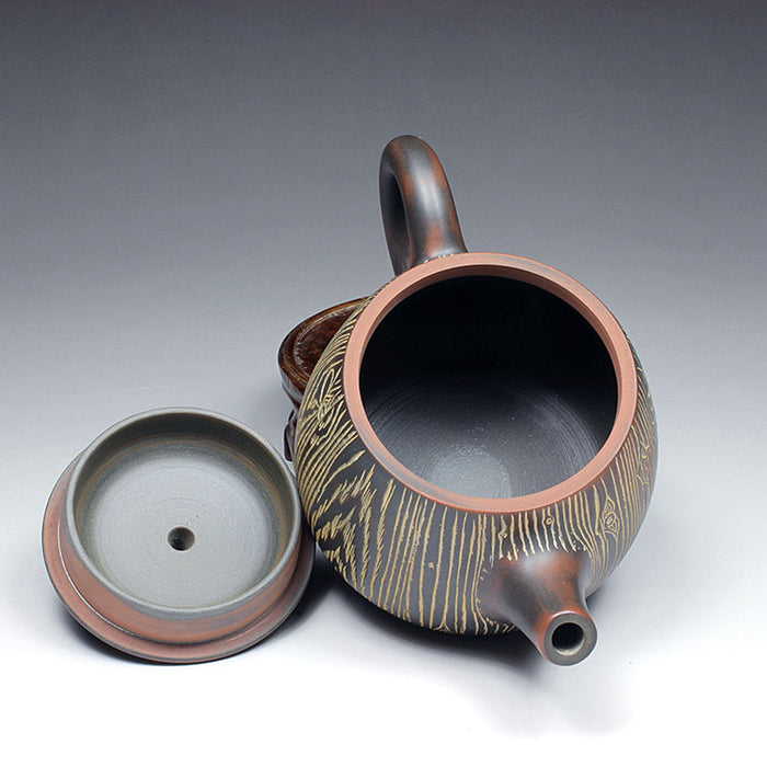 Qin Zhou Teapot "Tree Bark Dou Jin Hu"  by Hu Ying Jia