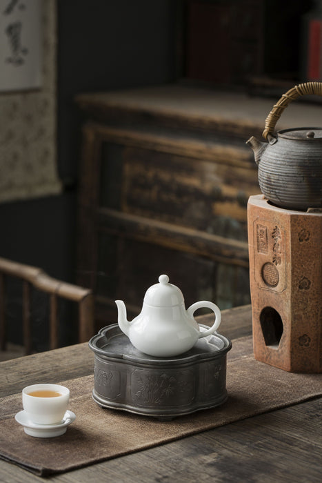 Jingdezhen White Porcelain "Si Ting" Teapot and Cups